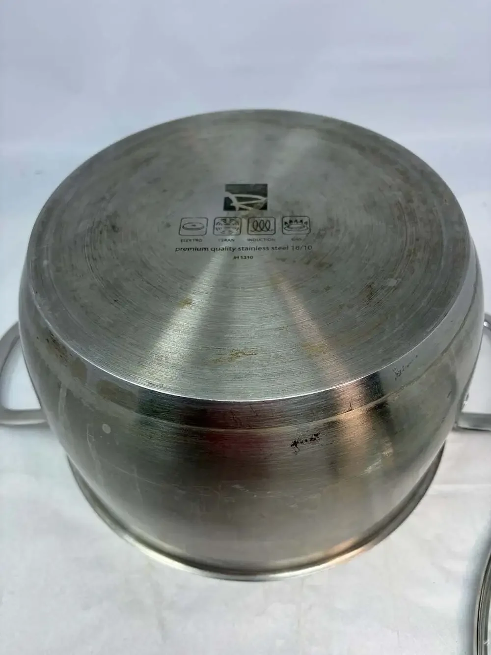 ROHE Stainless Steel 4.0L / 4.2 Quart Stock Pot with Glass Lid side Measurements